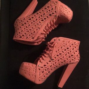 Pink exotic print platform heels